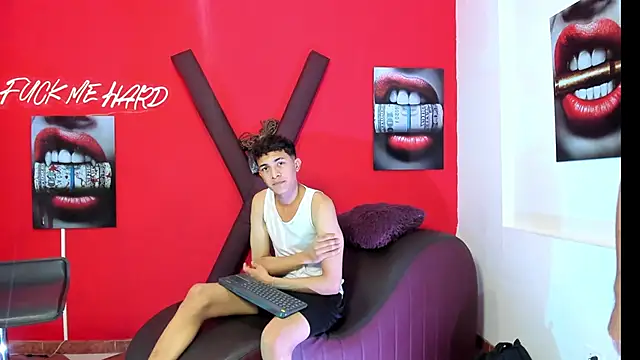 SKYN MAN online show from 04-01-26, 07:20