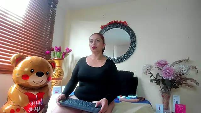 Maye Milf  online show from 03-25-26, 12:48