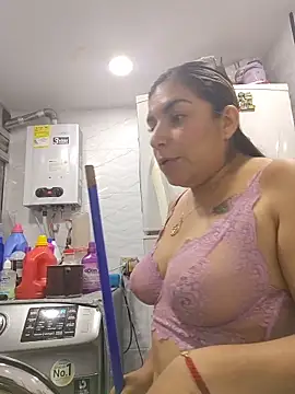 DulceAndChef online show from 06-07-26, 02:06