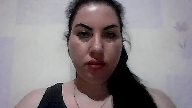 Snapshot of MolliWalton chatting on 03-04-26, 07:21 MolliWalton online show from 03-04-26, 07:21