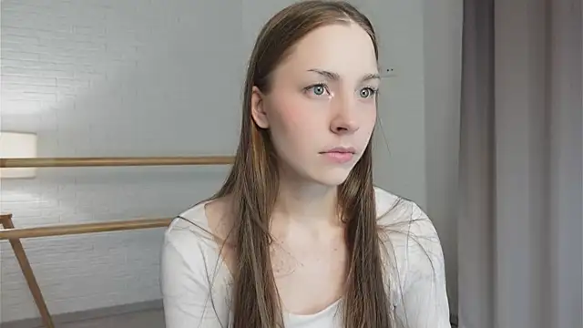 I m Regina online show from 03-23-26, 05:40