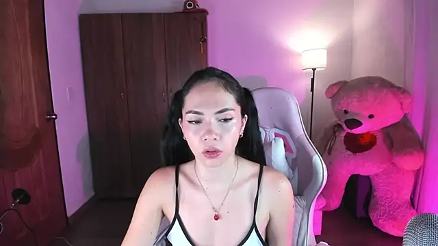 hi kiittyy online show from 03-24-26, 10:26