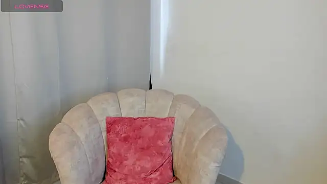 IVONE ASHAR online show from 04-14-26, 02:22