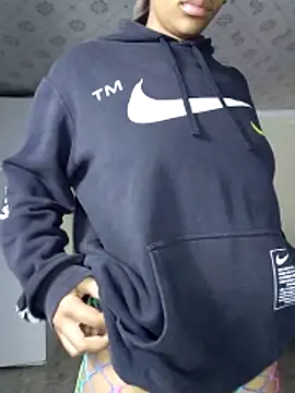 peachyxoxo22e online show from 04-22-26, 05:53