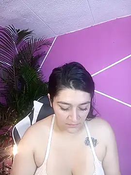 sckarlet1 online show from 04-14-26, 06:24