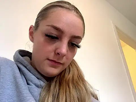 LusciousLailax online show from 03-09-26, 03:15