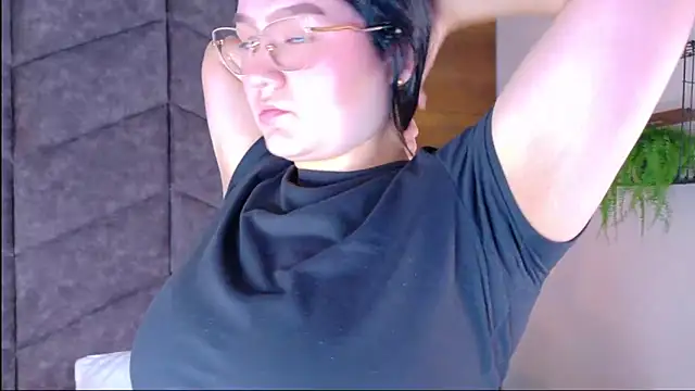 Snapshot of AmatistaSky__ chatting on 05-11-26, 11:33 AmatistaSky online show from 05-11-26, 11:33