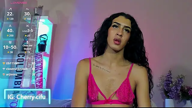 CherrySeraphine1 online show from 06-10-26, 08:37