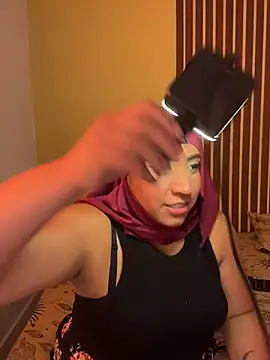 Chandra Yusef online show from 03-21-26, 03:27