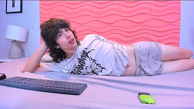 Erick Ferrer online show from 04-06-26, 07:37