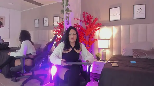 Snapshot of Kiara_Kismet_ chatting on 06-07-26, 12:49 Kiara Kismet online show from 06-07-26, 12:49