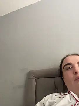 Snapshot of Lexib12xx chatting on 06-01-26, 02:06 Lexib12xx online show from 06-01-26, 02:06
