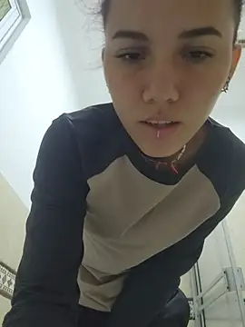 Isabella Stark online show from 03-19-26, 11:43