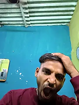Snapshot of originaLUND chatting on 05-08-26, 11:52 originaLUND online show from 05-08-26, 11:52