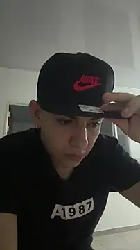 Snapshot of yan_oficiall chatting on 03-04-26, 02:19 yan oficiall online show from 03-04-26, 02:19