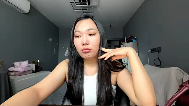 Snapshot of DrivenRitual chatting on 03-04-26, 03:03 DrivenRitual online show from 03-04-26, 03:03