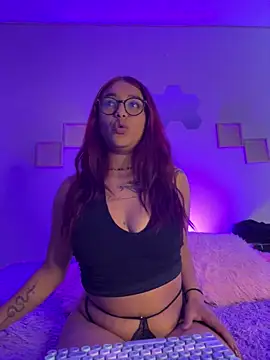 Snapshot of Daliila_11x chatting on 06-12-26, 03:15 Daliila 11x online show from 06-12-26, 03:15