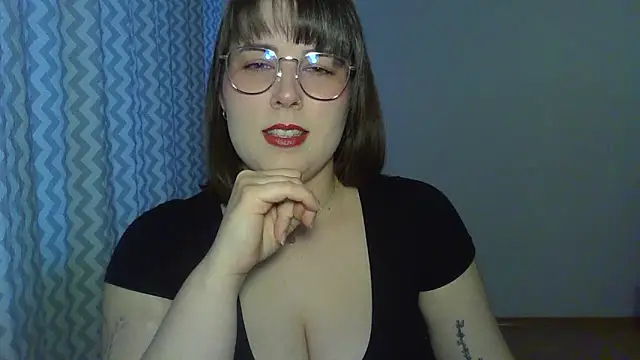 ClaraHard online show from 04-13-26, 04:55