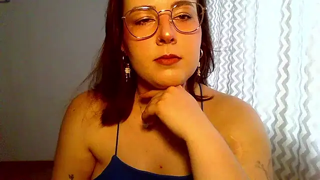 Snapshot of ClaraHard chatting on 07-02-26, 10:21 ClaraHard online show from 07-02-26, 10:21