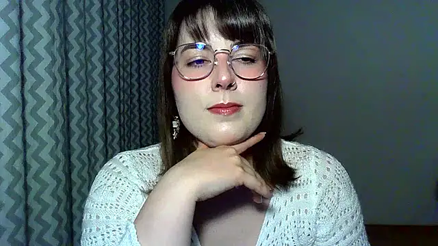 Snapshot of ClaraHard chatting on 07-06-26, 07:05 ClaraHard online show from 07-06-26, 07:05