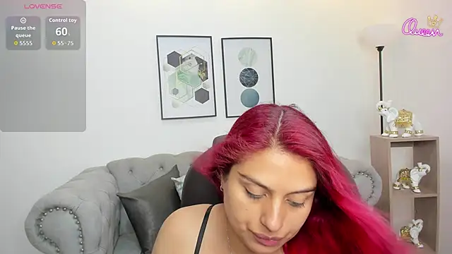 Snapshot of Raven-reyess chatting on 04-27-26, 11:36 Raven-reyess online show from 04-27-26, 11:36