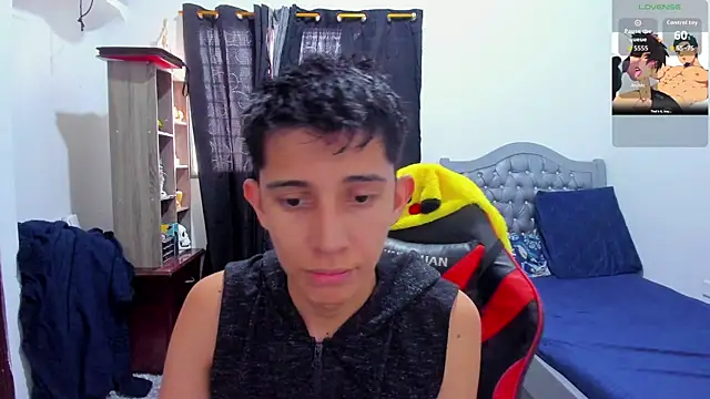 Snapshot of gomitaboy1 chatting on 05-14-26, 06:49 gomitaboy1 online show from 05-14-26, 06:49