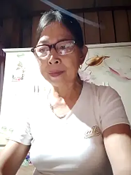 Snapshot of Sky-rain98 chatting on 06-17-26, 09:25 Sky-rain98 online show from 06-17-26, 09:25