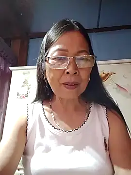 Snapshot of Sky-rain98 chatting on 07-11-26, 02:39 Sky-rain98 online show from 07-11-26, 02:39