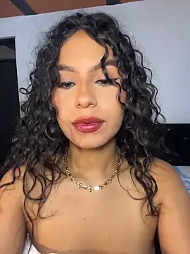 AmeliaAndersson online show from 03-27-26, 06:44