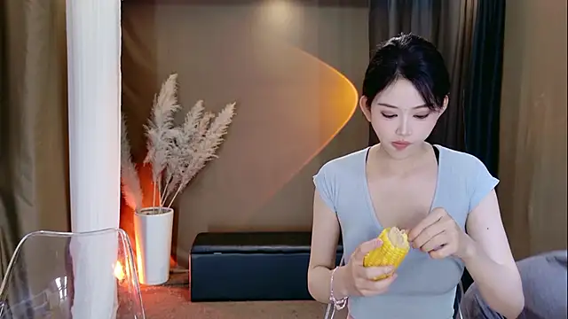 Banana-Milk69 online show from 06-10-26, 01:18