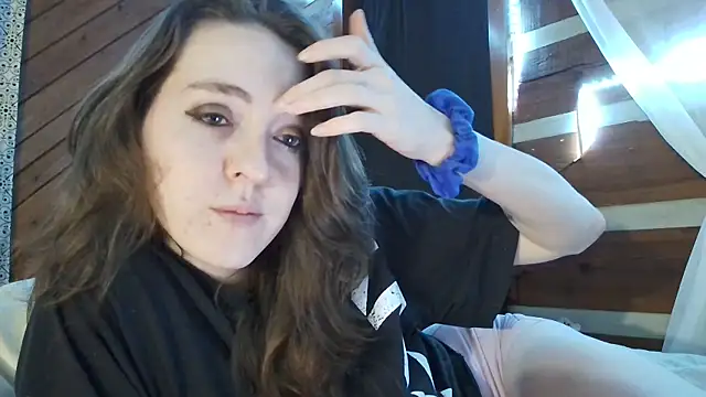 PixieGal01 online show from 03-09-26, 05:55