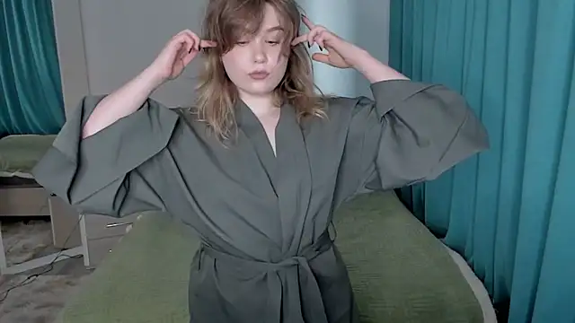JennyHardy online show from 07-15-26, 01:51