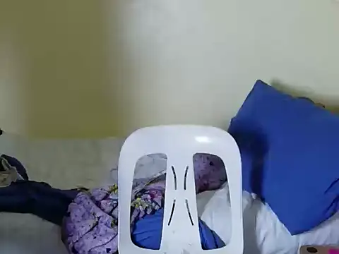 celest yummy online show from 03-08-26, 12:38