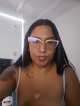 Snapshot of Iam_Ambar chatting on 05-18-26, 09:25 Iam Ambar online show from 05-18-26, 09:25