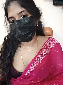 Snapshot of Sunitha28 chatting on 05-20-26, 07:38 Sunitha28 online show from 05-20-26, 07:38