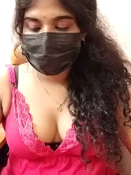 Snapshot of Sunitha28 chatting on 04-18-26, 07:18 Sunitha28 online show from 04-18-26, 07:18