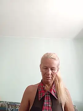ViktoriaSexi1 online show from 06-11-26, 05:48