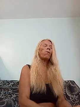 ViktoriaSexi1 online show from 07-04-26, 07:07