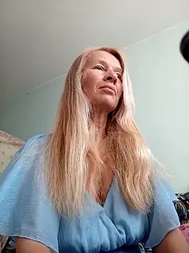 Snapshot of ViktoriaSexi1 chatting on 04-28-26, 05:01 ViktoriaSexi1 online show from 04-28-26, 05:01