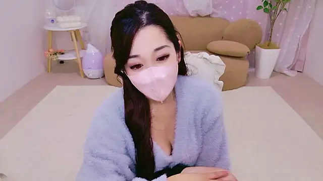 YURIKAsan  online show from 04-01-26, 12:17