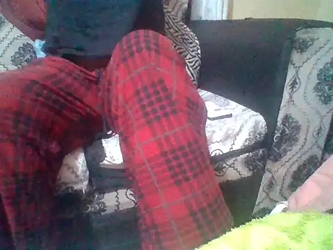Snapshot of Sexyaryaa chatting on 04-21-26, 03:18 Sexyaryaa online show from 04-21-26, 03:18