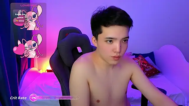 NudGlow online show from 04-11-26, 04:43