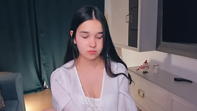 ShawtyCelina online show from 04-03-26, 10:32