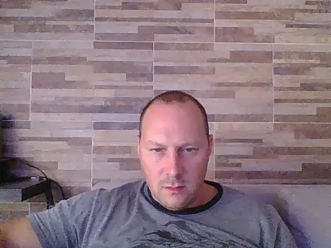 lustonfan online show from 03-10-26, 01:04