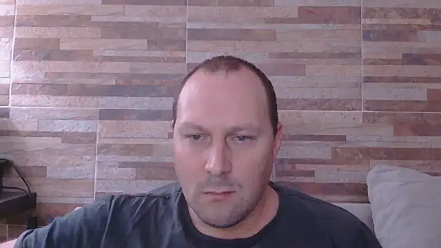 Snapshot of lustonfan chatting on 07-24-26, 01:40 lustonfan online show from 07-24-26, 01:40