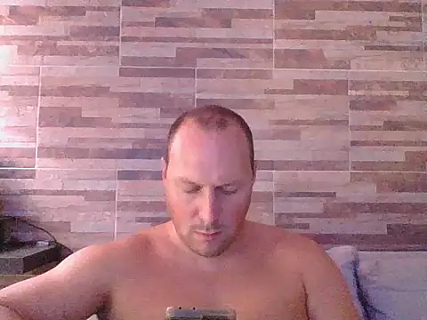 lustonfan online show from 03-11-26, 02:33