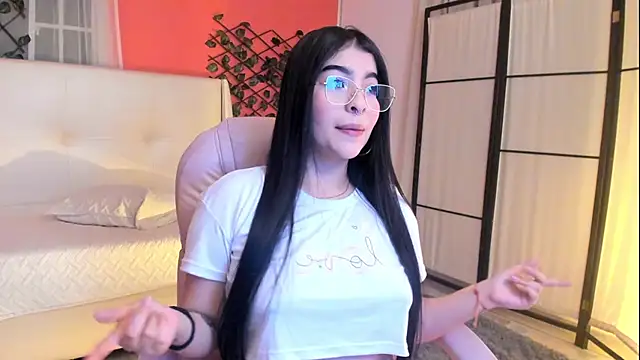 HannaLee333 online show from 03-27-26, 12:30