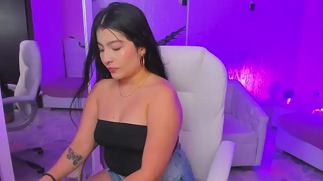 HannaLee333 online show from 03-17-26, 02:36