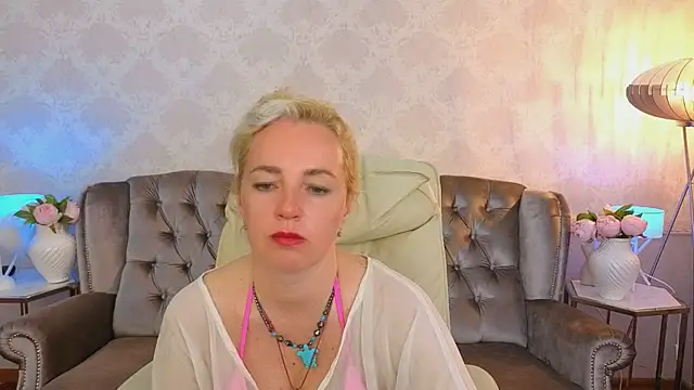 Snapshot of Alaska_Si chatting on 05-20-26, 05:37 Alaska Si online show from 05-20-26, 05:37