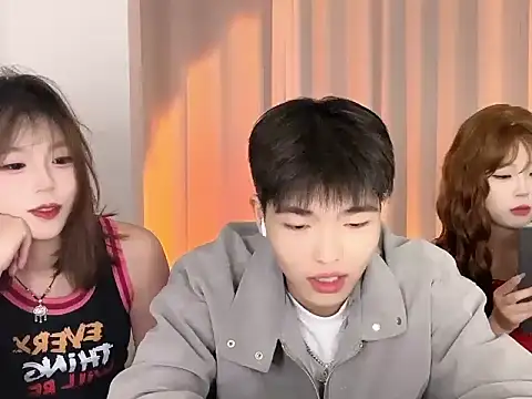 SM 0007 online show from 03-06-26, 06:47